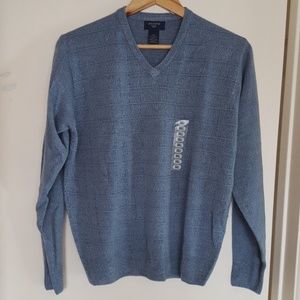Dockers blue v-neck sweater